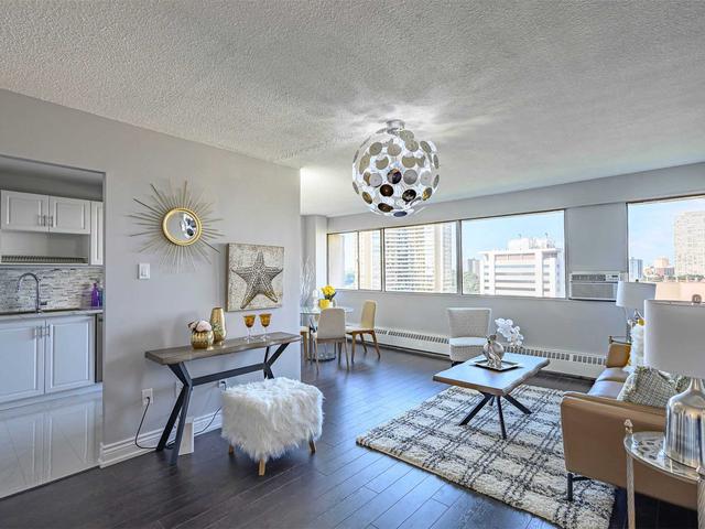 Kitchen Renovation — Toronto